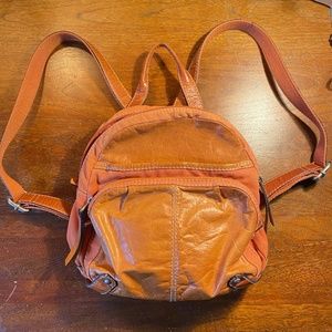 Fossil Bag/Mini Backpack